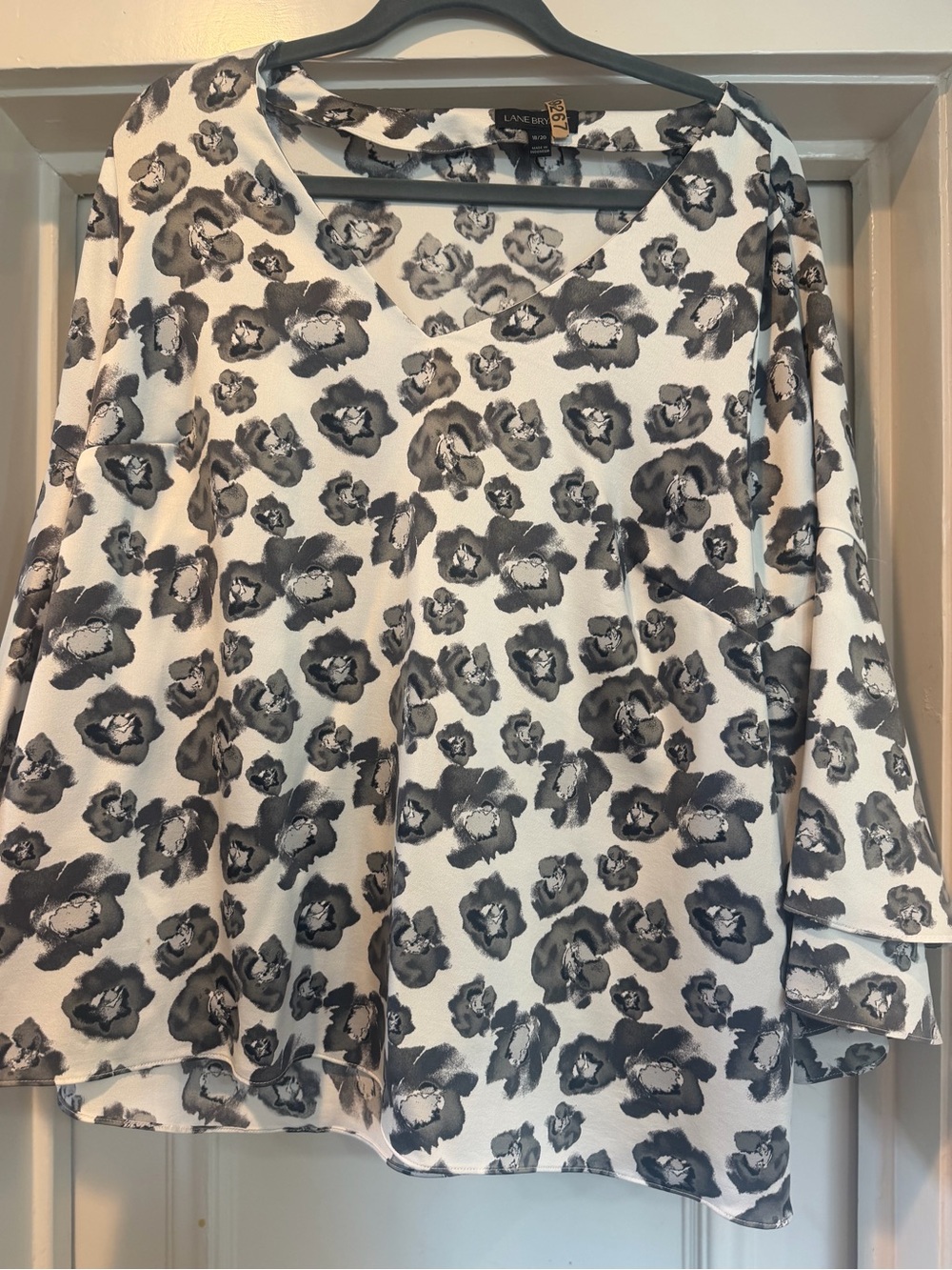 Lane Bryant blouse.  Flowy sleeves 18/20 like new